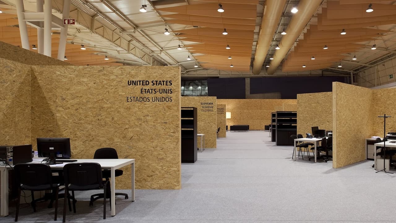 Espaço industrial adaptado a serviços com Linha KuatrU